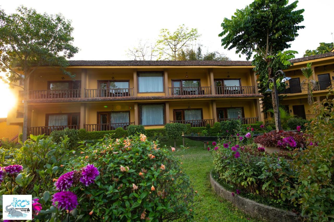 Kc'S Home Sauraha Eksteriør billede